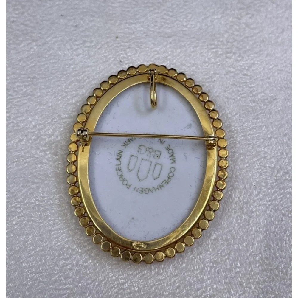 Vintage Signed Copenhagen Porcelain Flower Brooch Gold Filled Denmark B & G